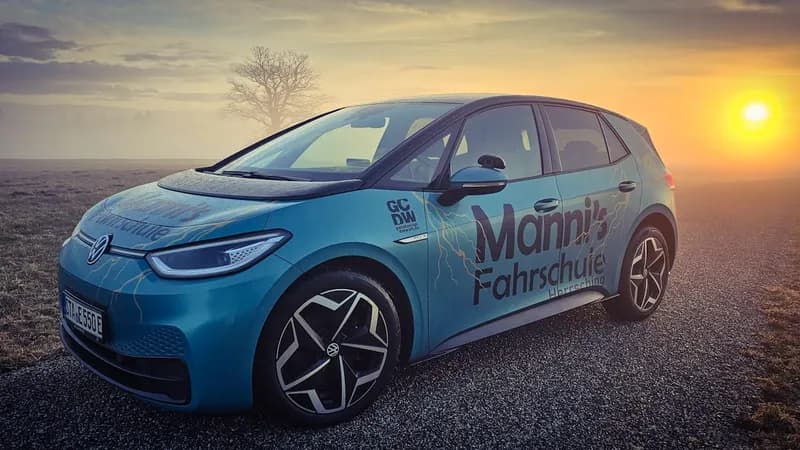 VW ID.3 Blau — Fahrschulfahrzeug